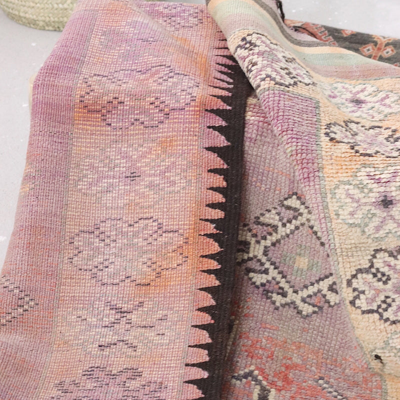 Vintage Teppich „Dusty Violet“